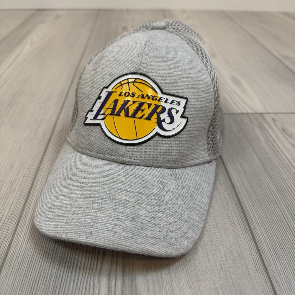 NBA Los Angeles Lakers Ultra Game Grey Heather Flexfit Hat - One Size Fits Most